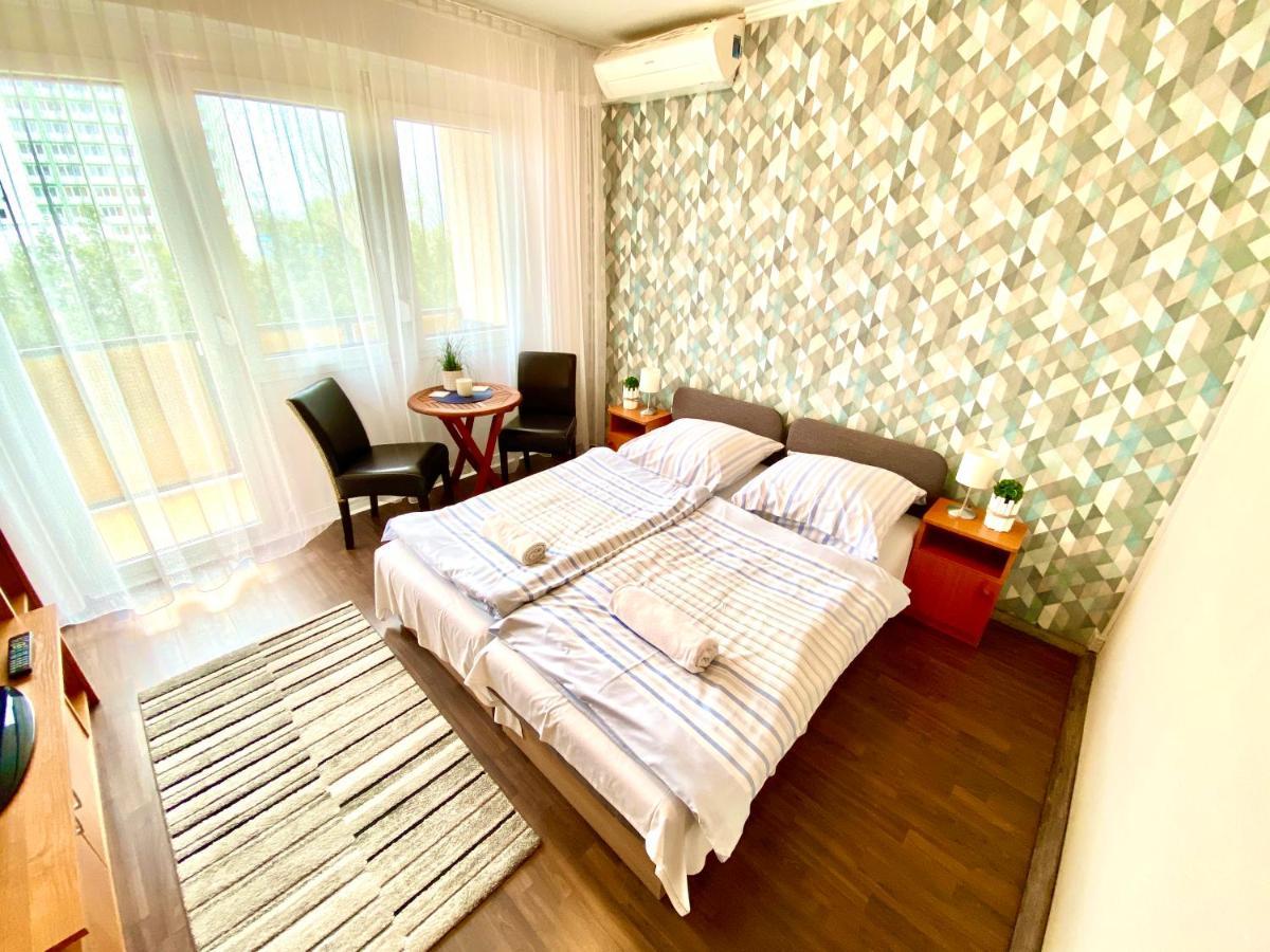Aqua Blue Apartmanok - Siofok Luaran gambar