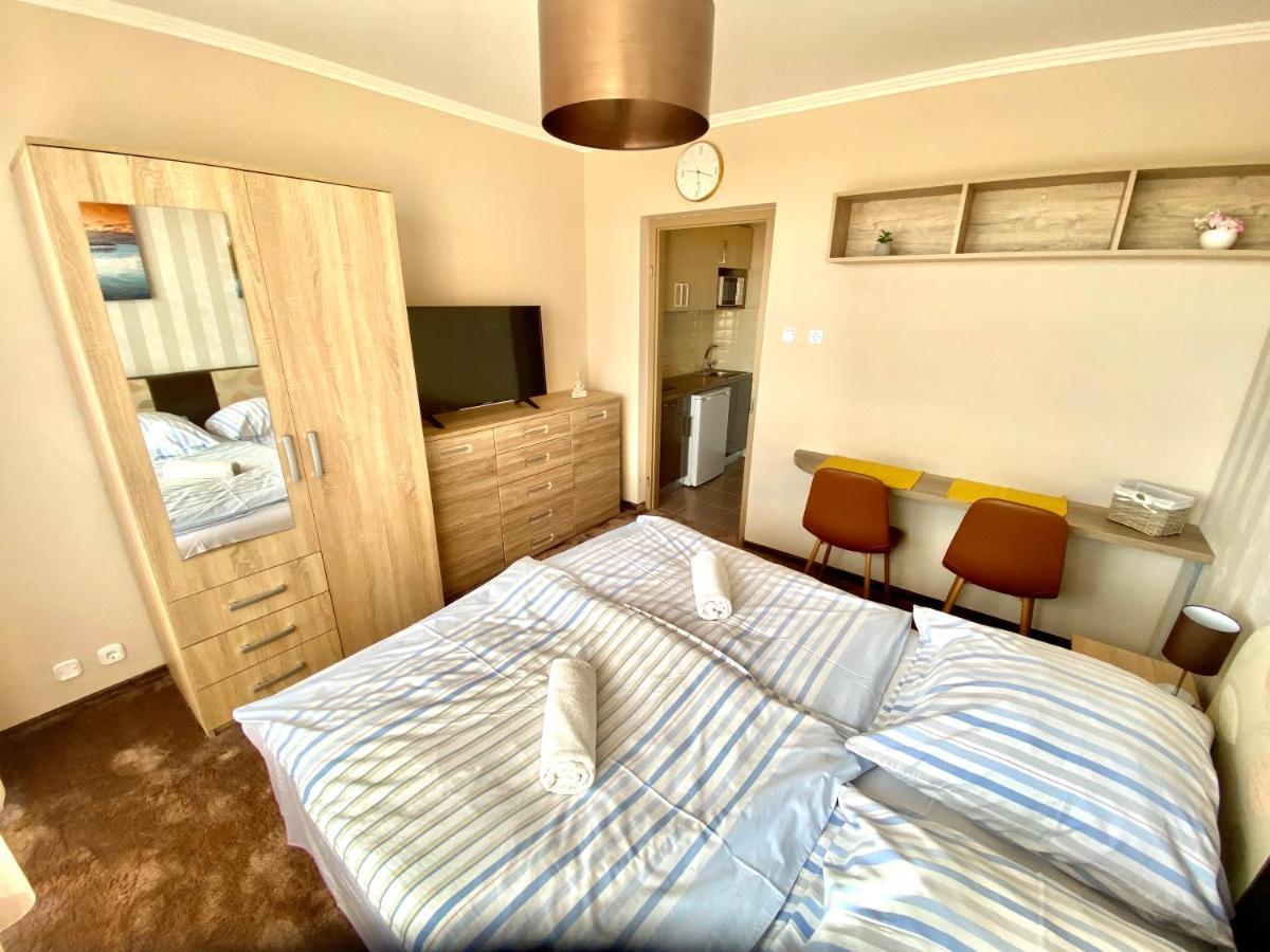 Aqua Blue Apartmanok - Siofok Luaran gambar