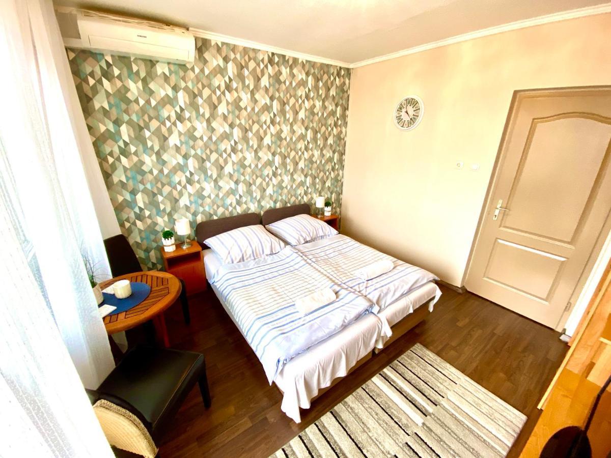 Aqua Blue Apartmanok - Siofok Luaran gambar