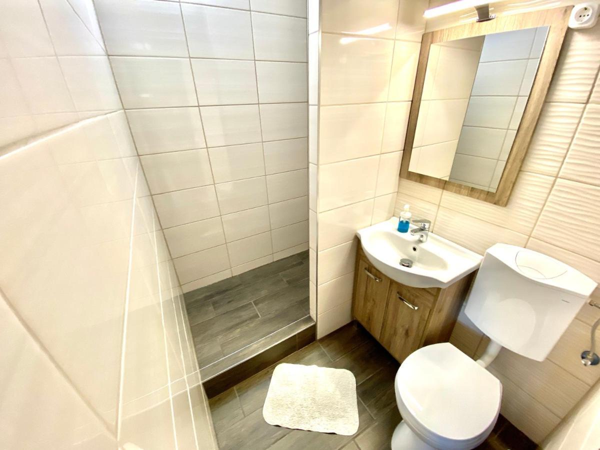 Aqua Blue Apartmanok - Siofok Luaran gambar