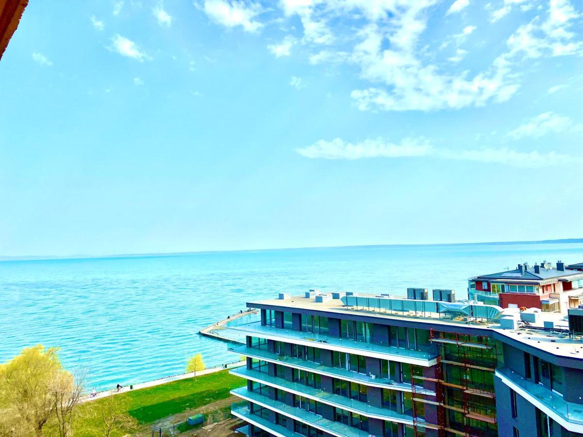 Aqua Blue Apartmanok - Siofok Luaran gambar